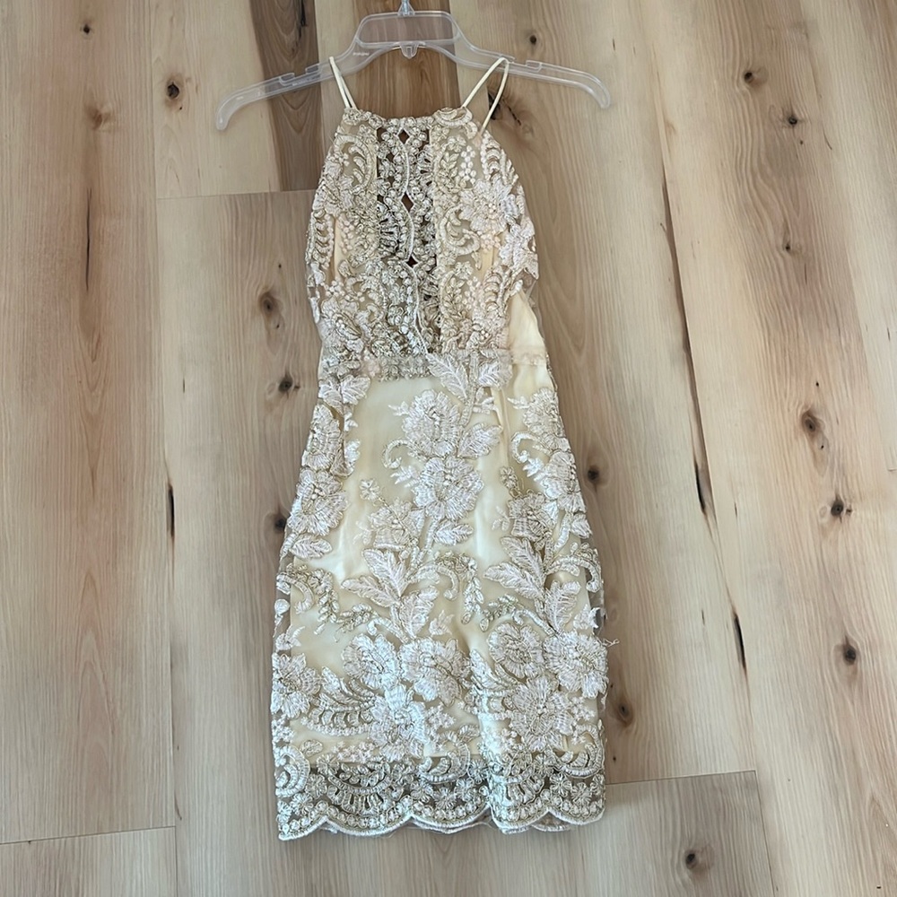 Gold fitted dress